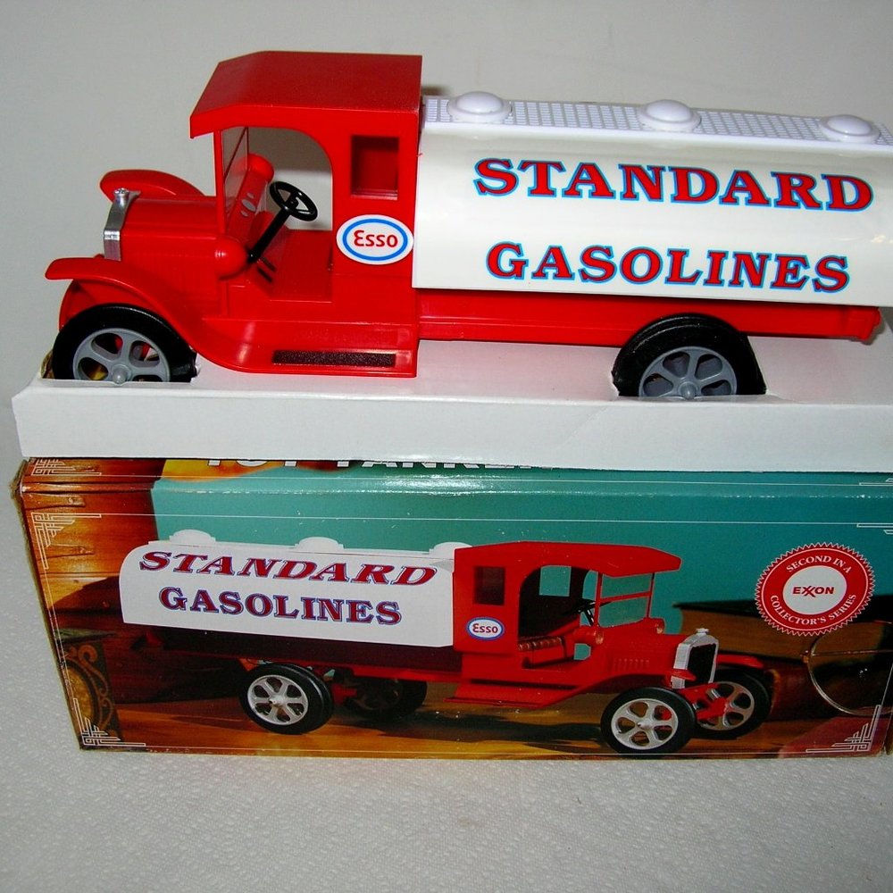 Exxon ESSO Gas Toy 1931 Tanker Truck Standard Gasolines SP Limited Ed #2 NIB 42
